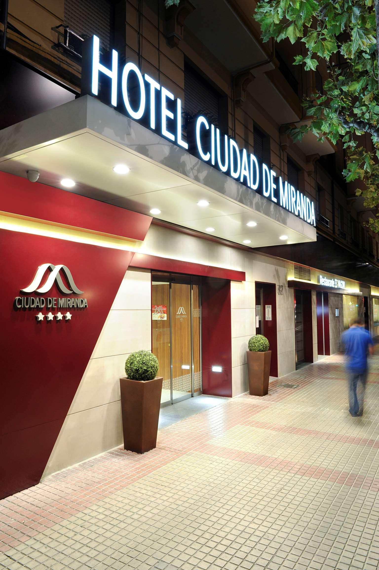 Sercotel Ciudad De Miranda Миранда де Ебро Екстериор снимка